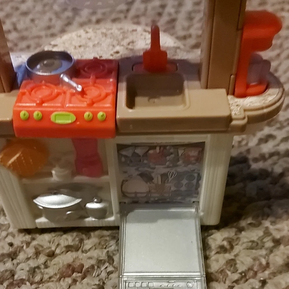 Fisher-Price Colorful Kitchen Set . - Picture 4 of 4